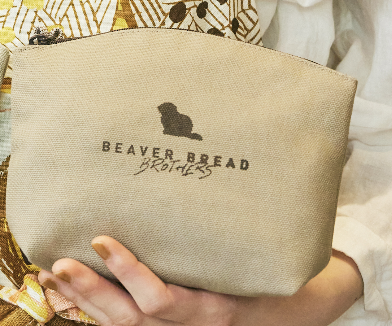 BEAVER BREAD BROTHERS × gochisou ポーチ